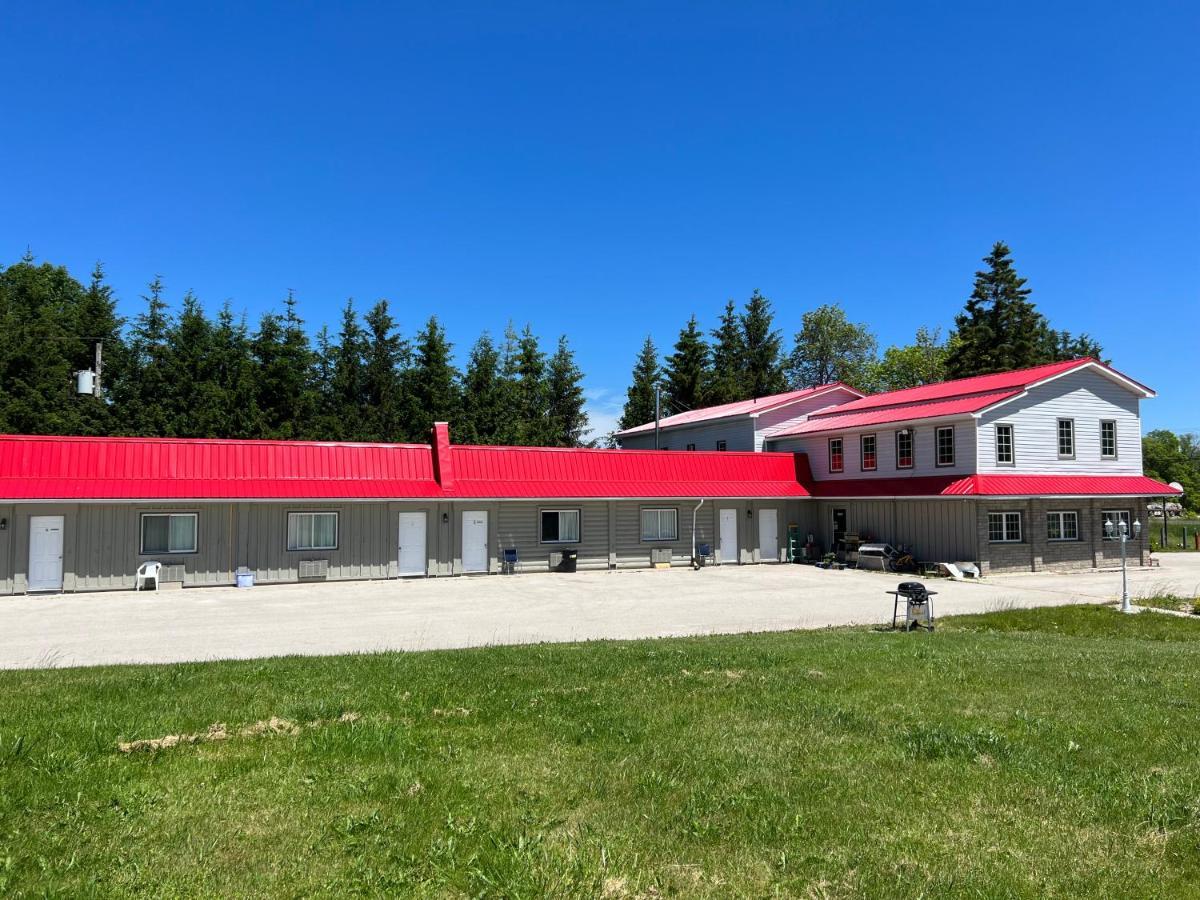 Willys Motel 2*